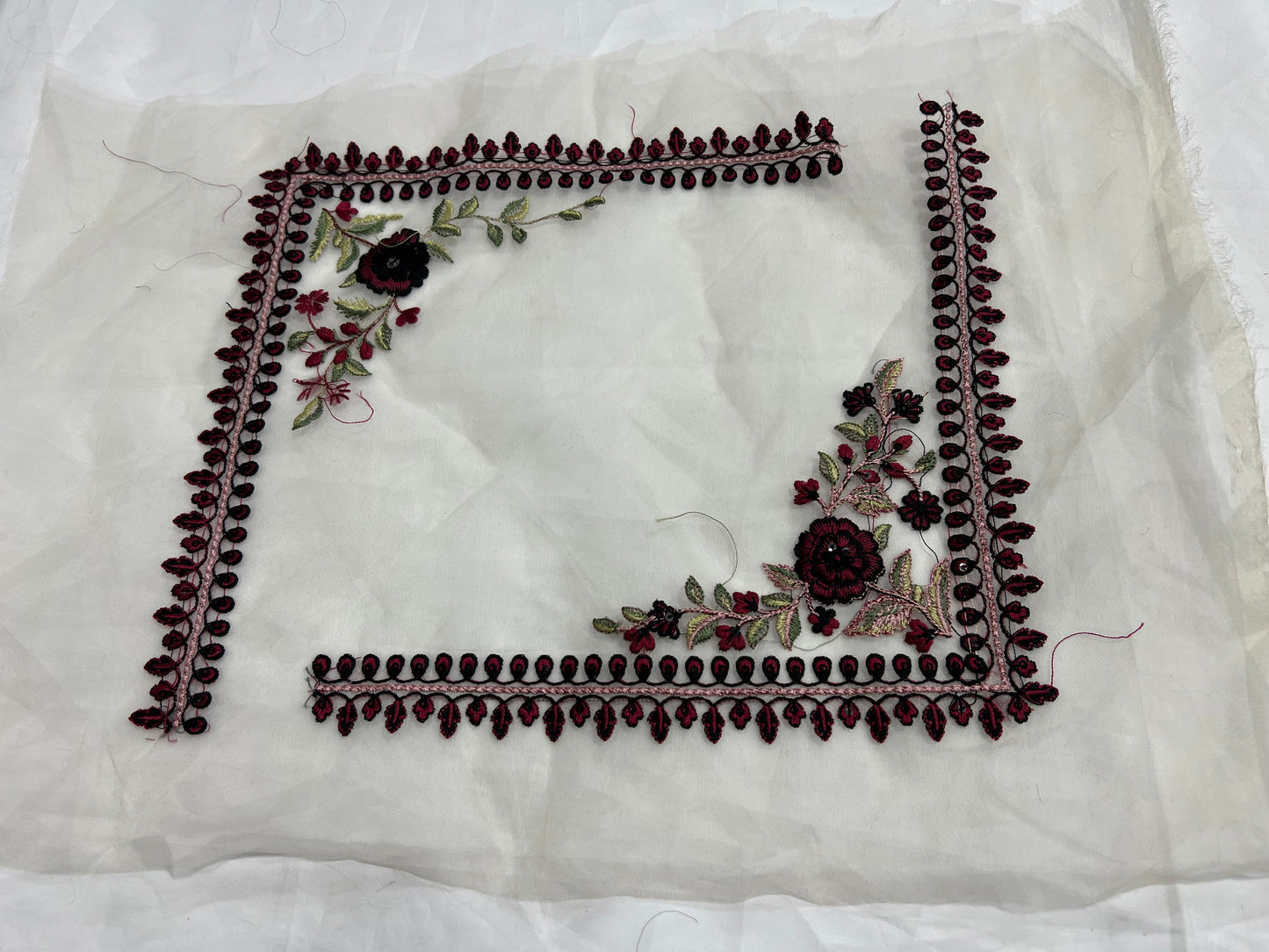 Multi Embroidery Corners