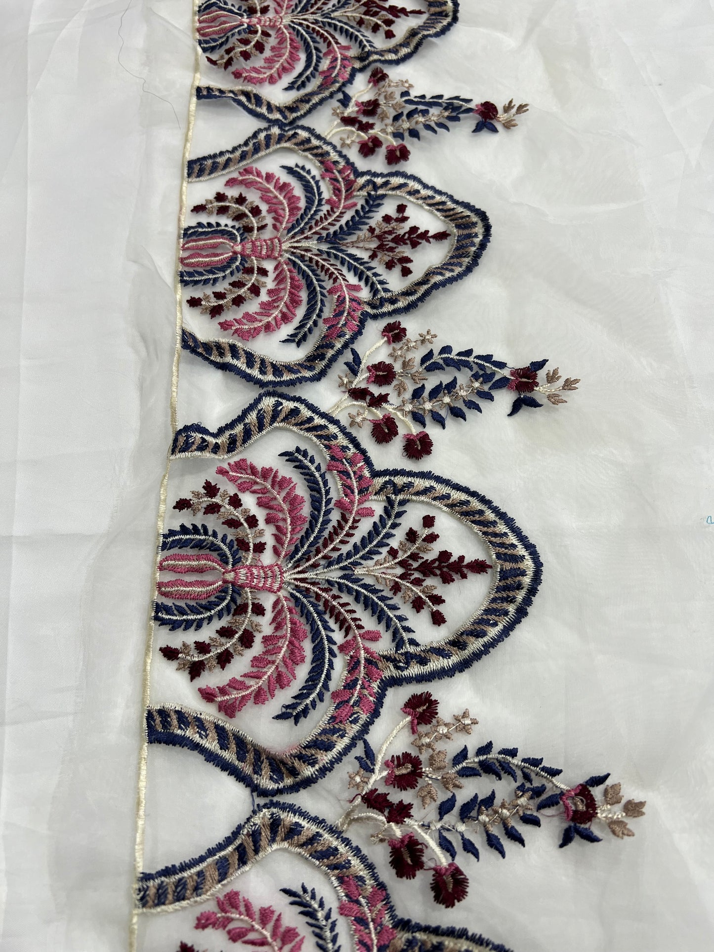 Cutwork border