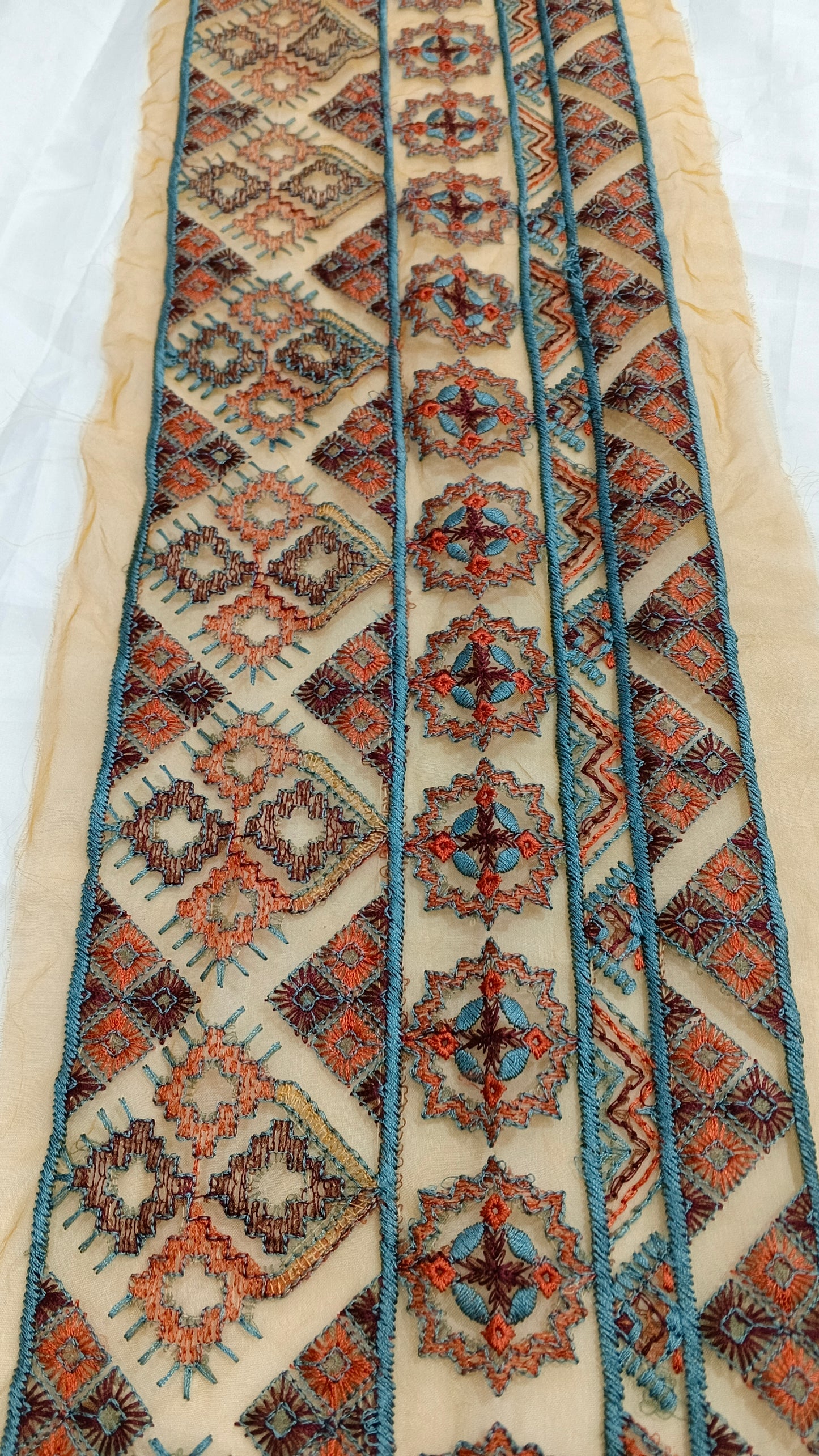 Multi Embroidery Border