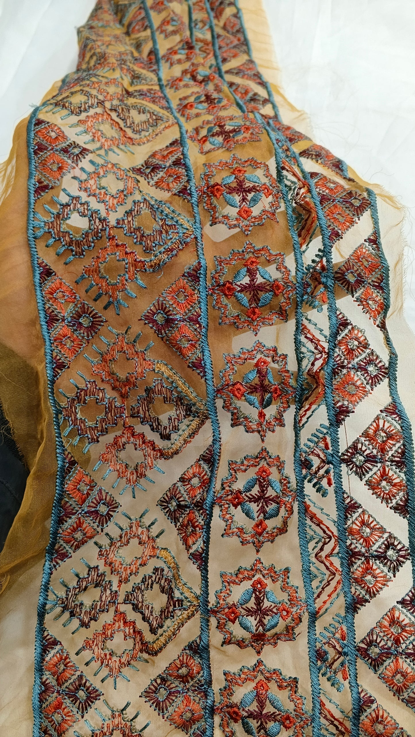 Multi Embroidery Border