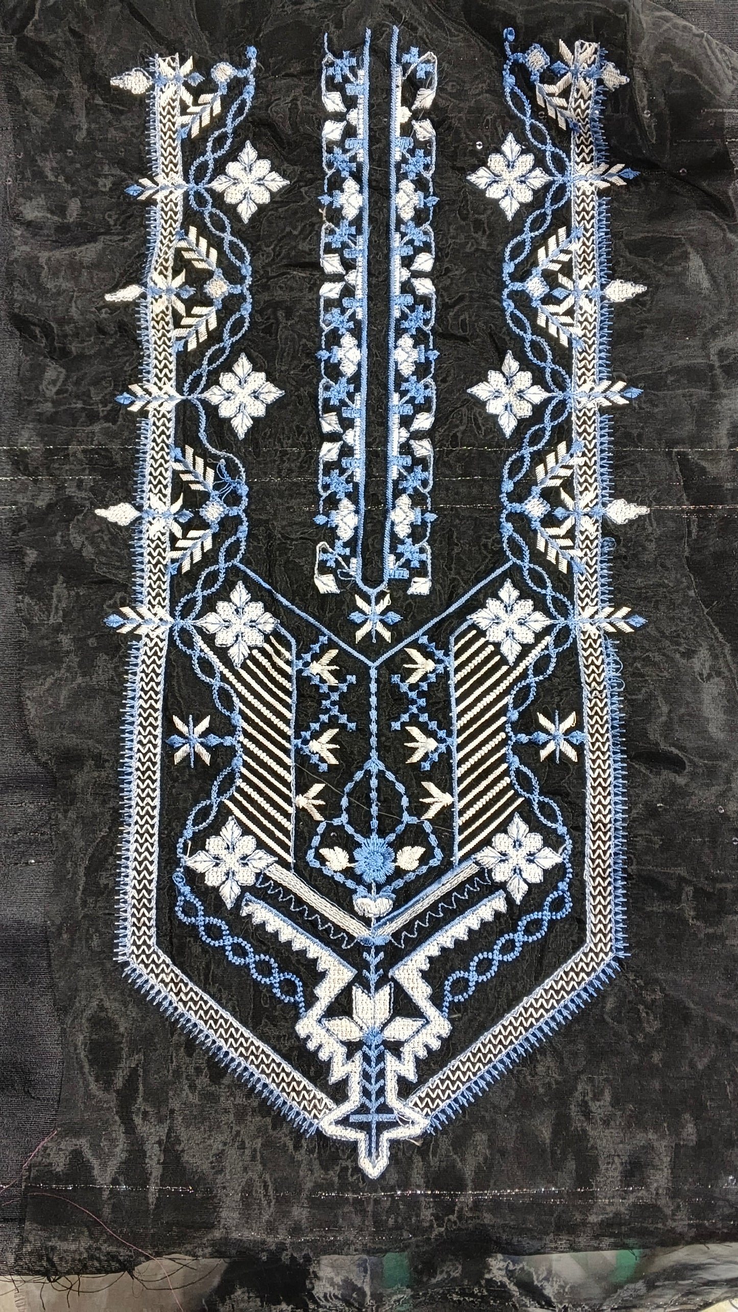 Sapphire Neck