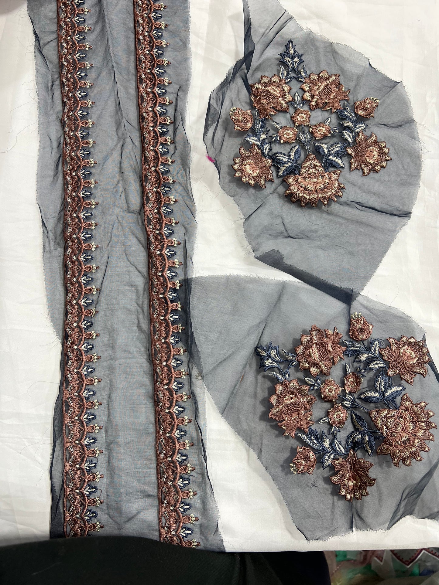 Sapphire Border set