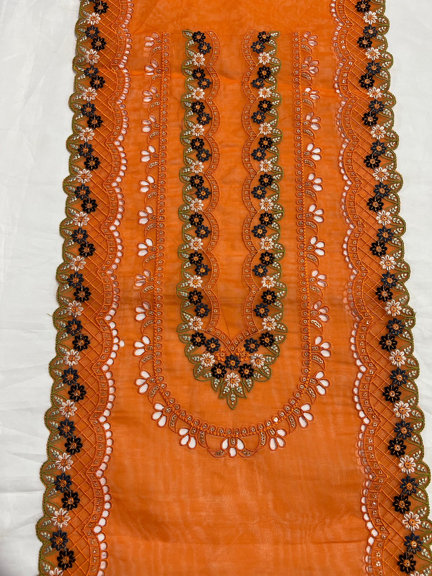 Multi neck set