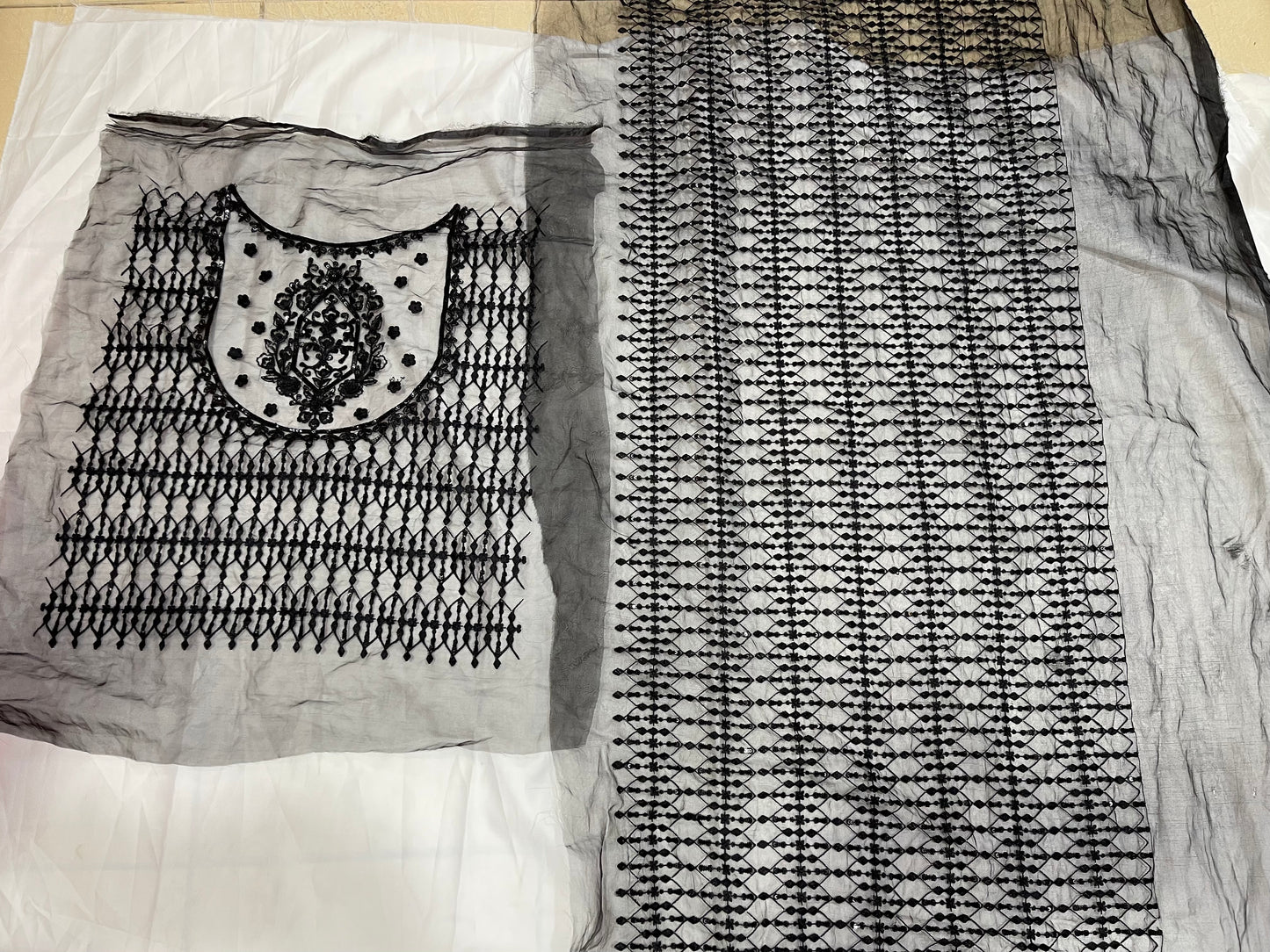 1 Jacket And 1 Meter Heavy Border