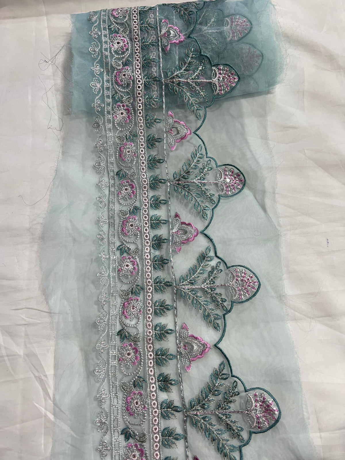 Sapphire Cutwork Border