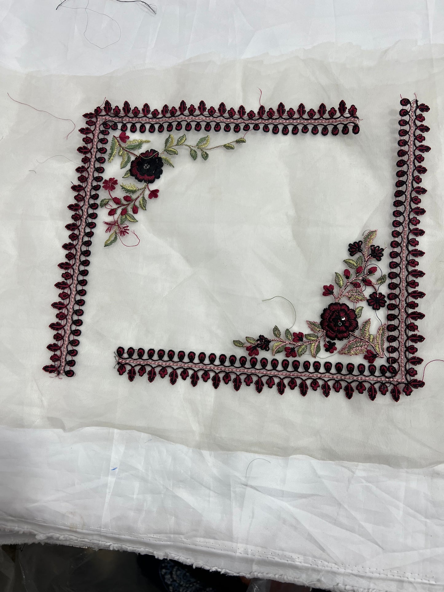 Multi Embroidery Corners