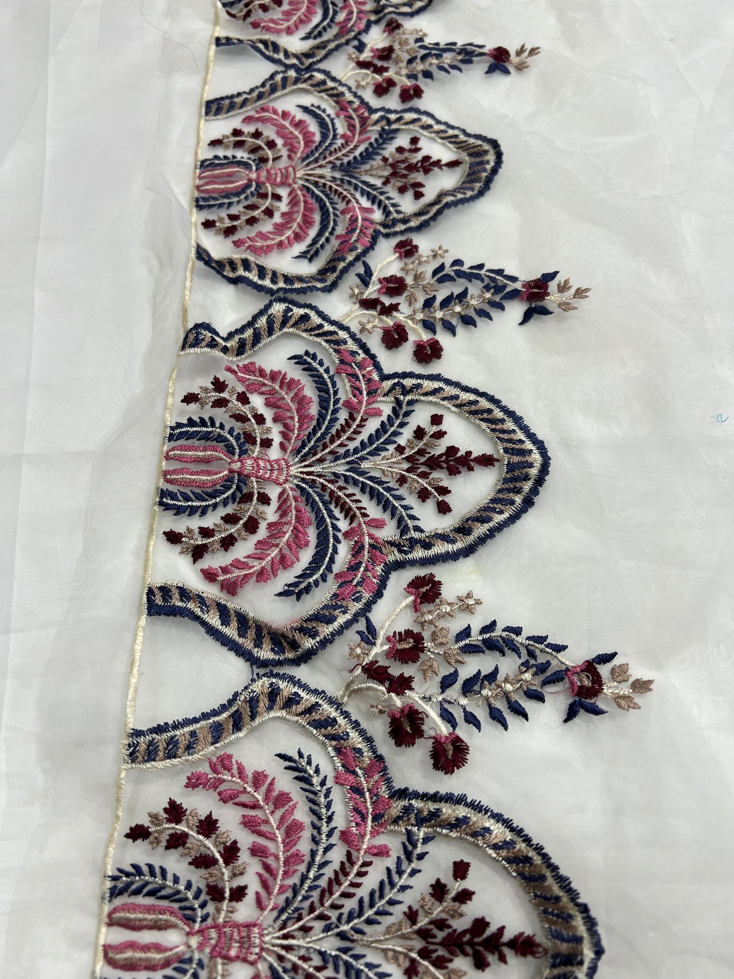 Cutwork border