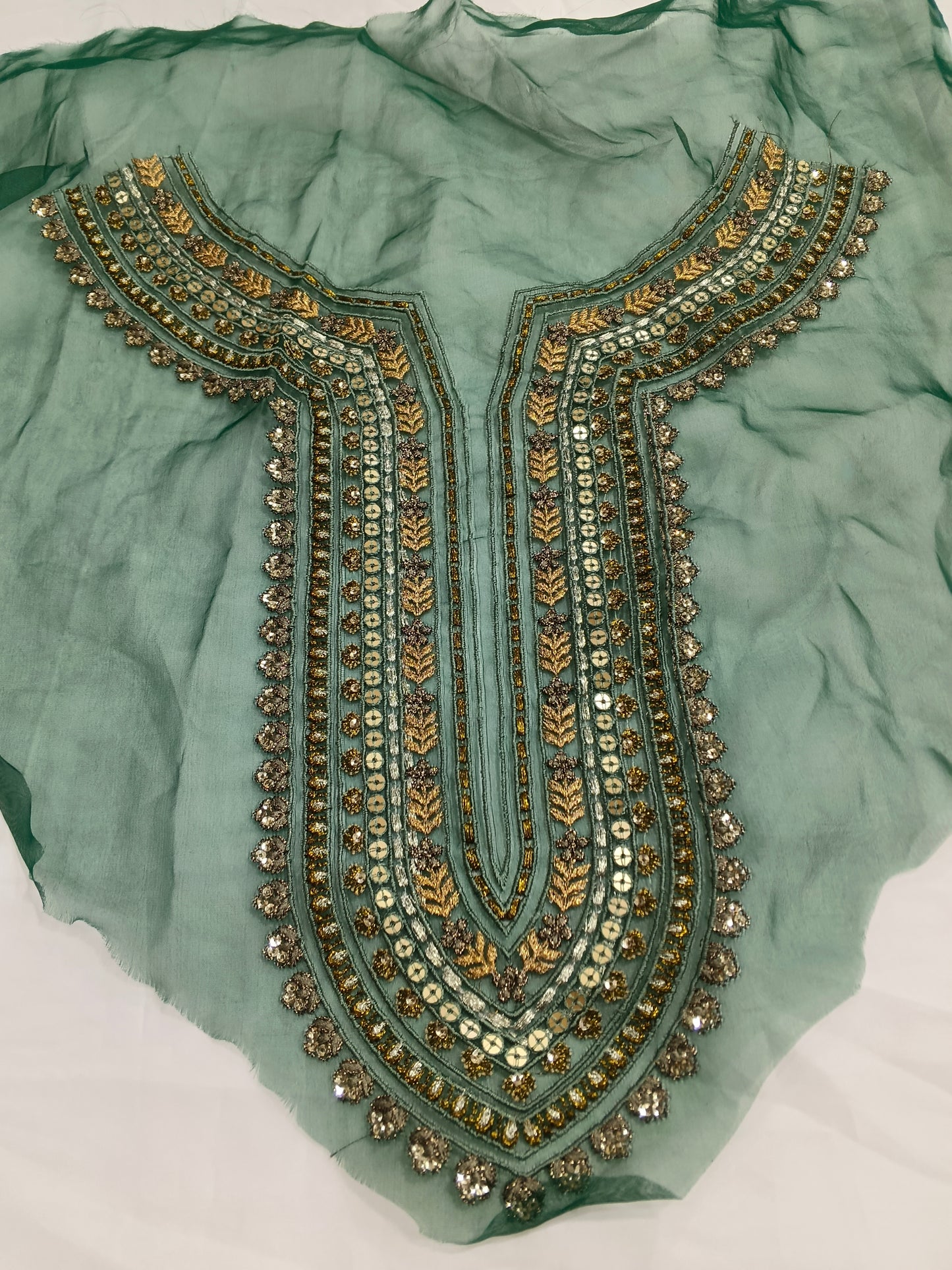 Sapphire stylish Neck