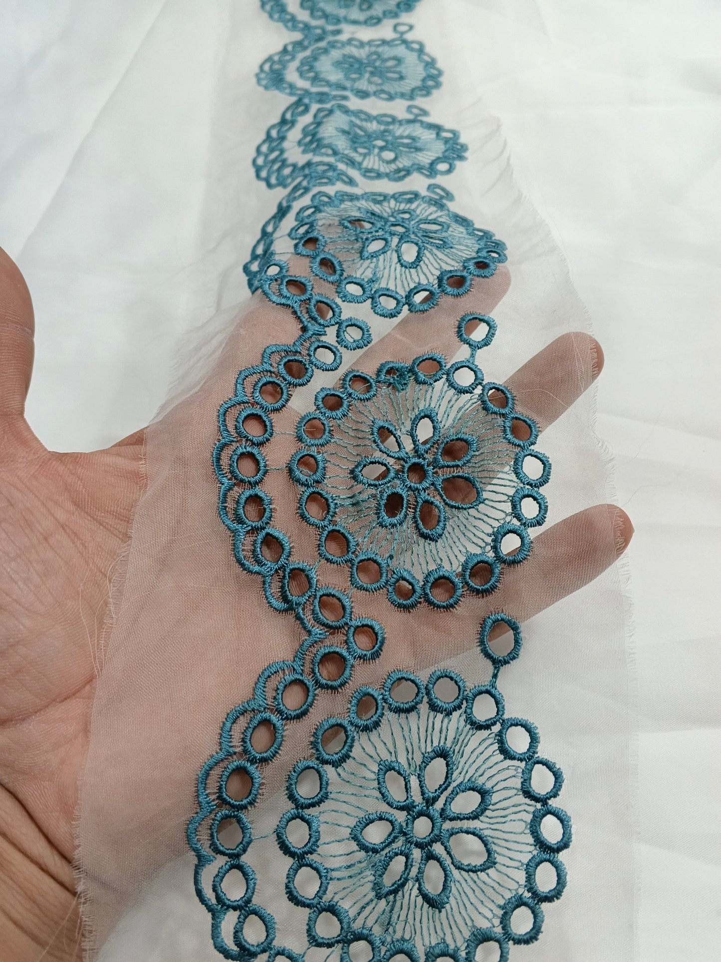 Stylish Round Border