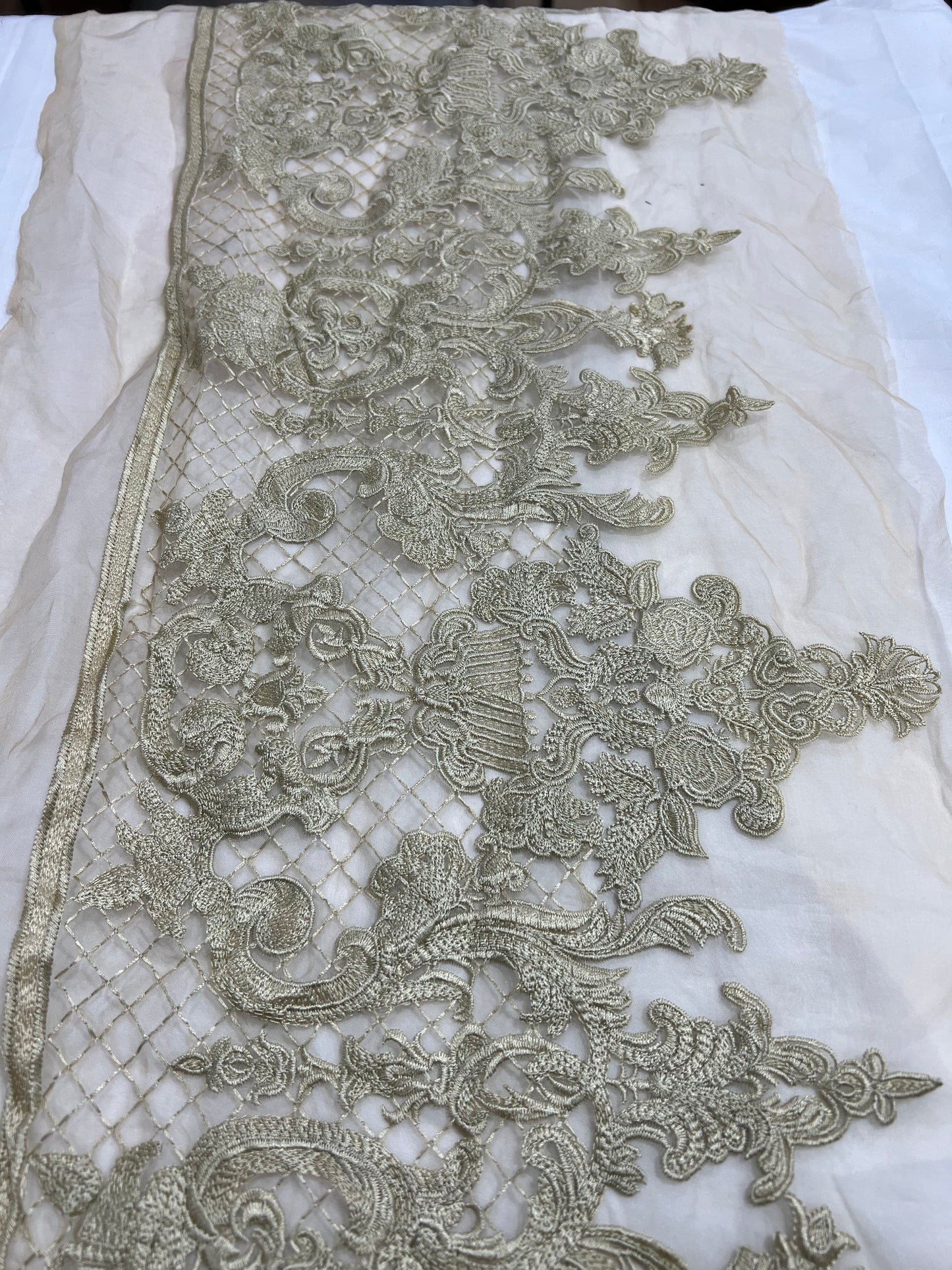 Heavy Embroidery Border