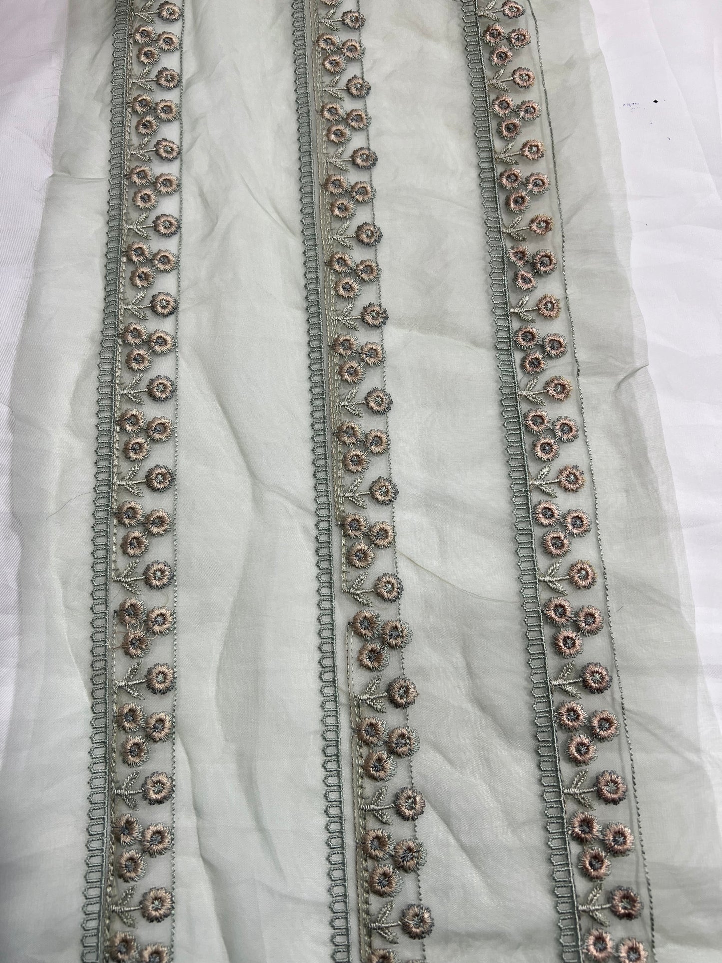 3 Lace