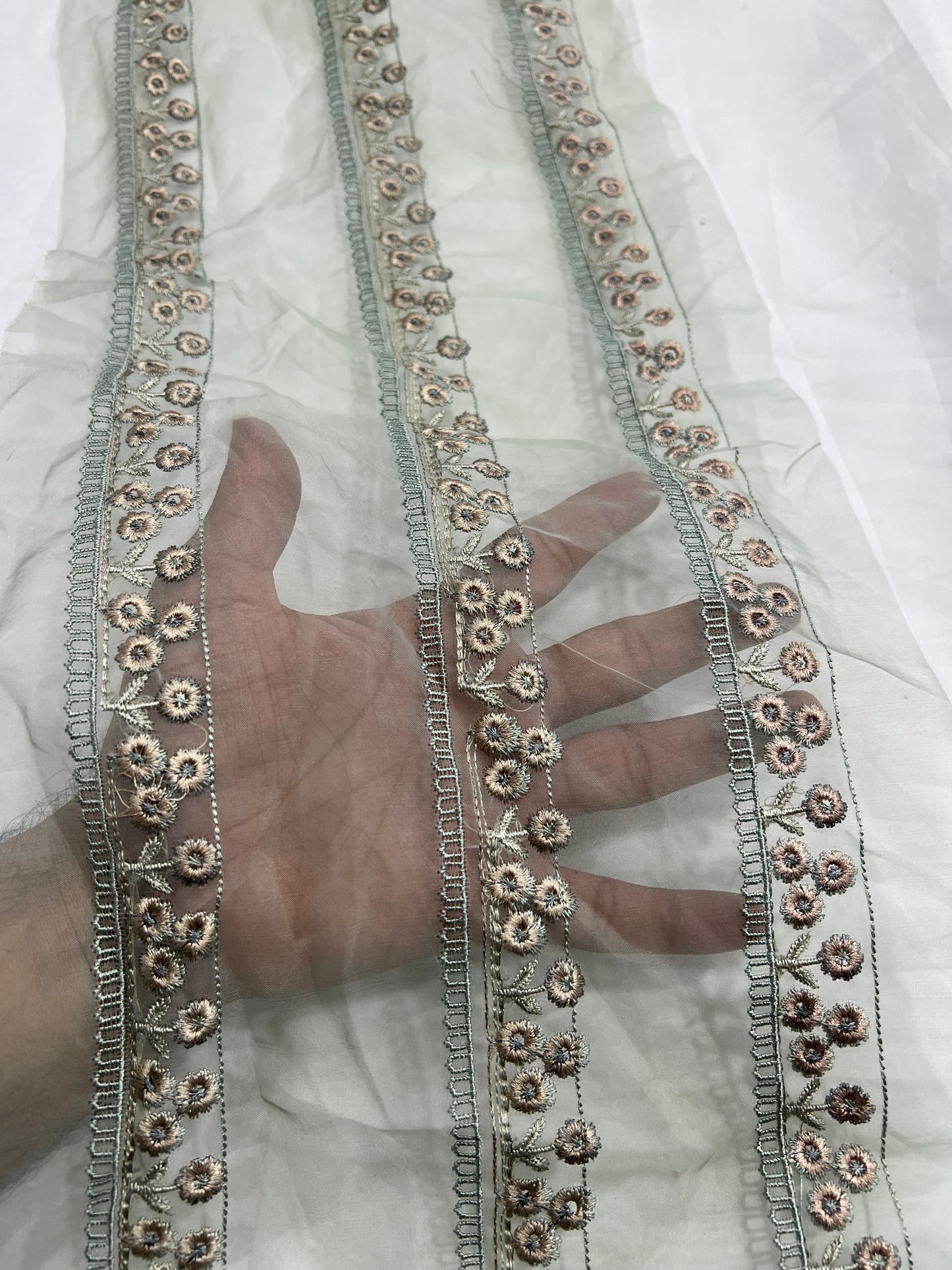 3 Lace