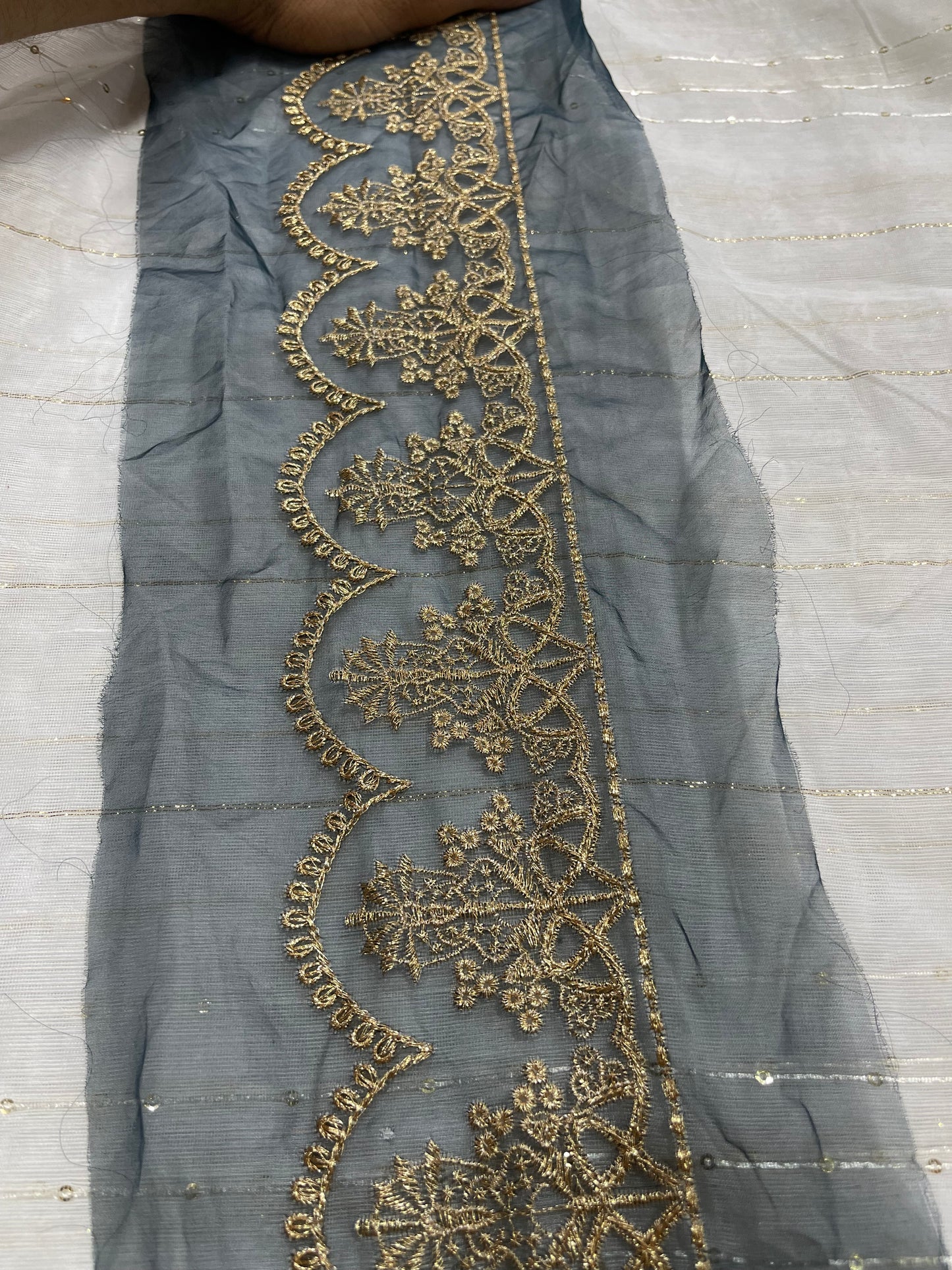 Cutwork Border