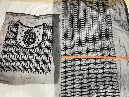 1 Jacket And 1 Meter Heavy Border